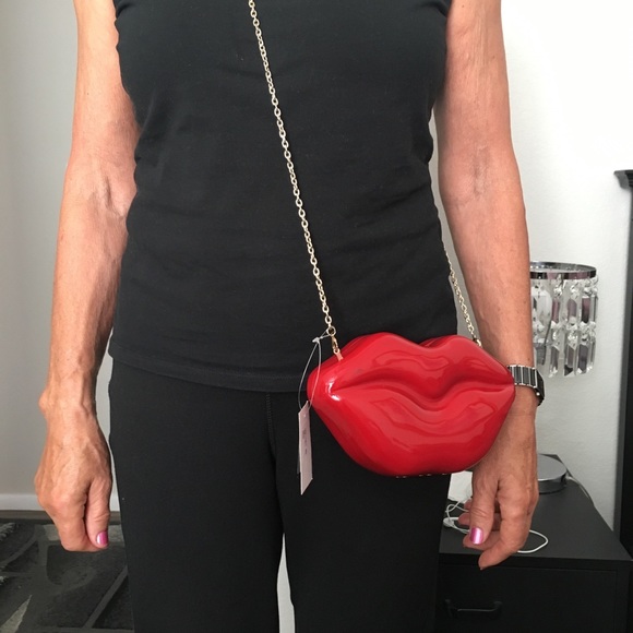 -SOLD- Red Lips Clutch or Crossbody - Picture 7 of 7